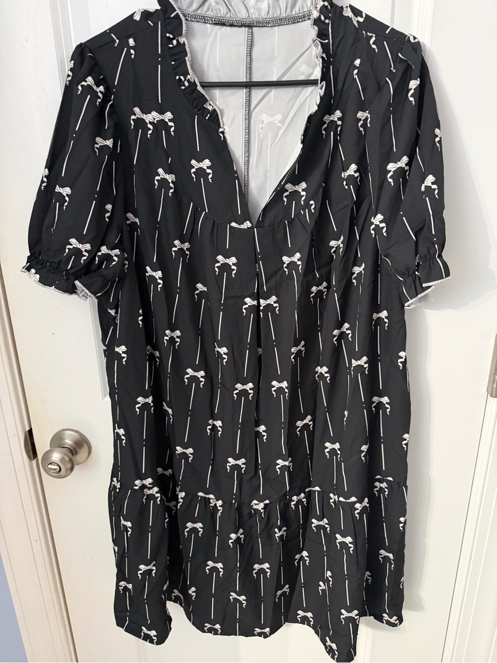 SHEIN Black Dress with White Bow Print
